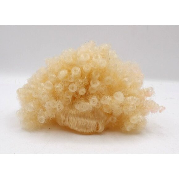 L.O.L. 3" Doll Accessory, Wig, Synthetic Hair, Blonde Curly © MGA 2018 - Picture 2 of 3